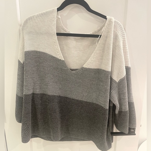 Gentle Fawn sweater - Picture 1 of 2